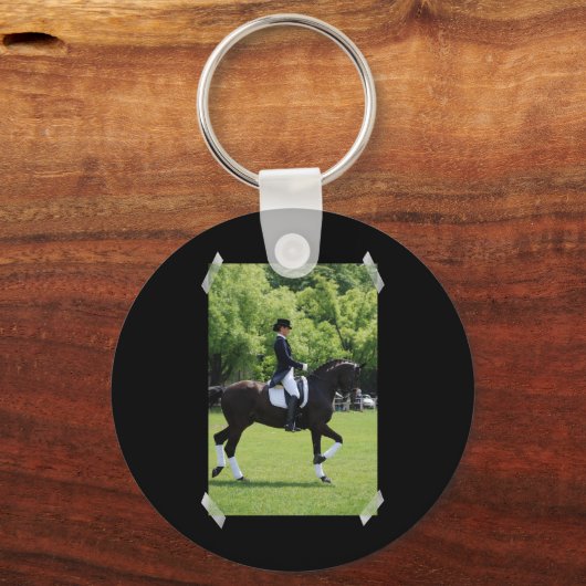 Dressage Horse Show Sleutelhanger (Voorkant)