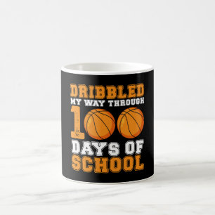 Dribbelde mijn weg door 100 dagen schoolbasketbal koffiemok
