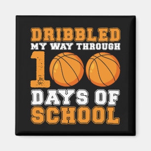 Dribbelde mijn weg door 100 dagen schoolbasketbal magneet