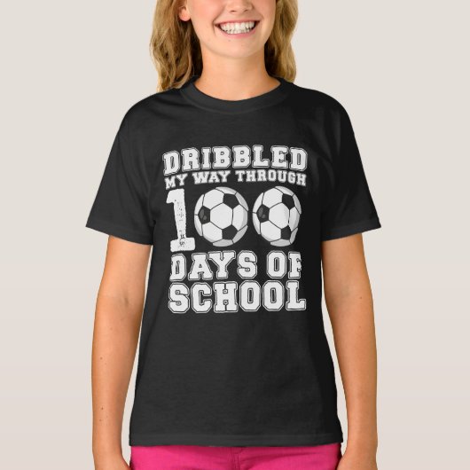 Dribbelde mijn weg door 100 dagen schoolvoetbal t-shirt (Voorkant)