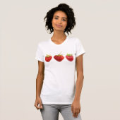 Drie aardbeien in een rij t-shirt (Voorkant volledig)