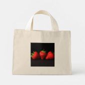 Drie aardbeien op zwarte TTCNA Mini Tote Bag (Achterkant)