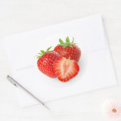 Drie aardbeien ronde sticker (Envelop)