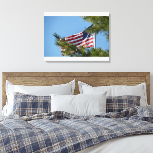 Drie Amerikaanse mini vlaggen Canvas Afdruk (Insitu (Slaapkamer))