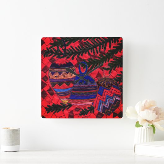 Drie ballen vierkante klok (Huis)