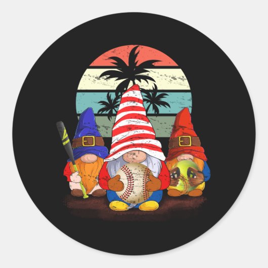 Drie Baseball Gnomen Softball Gnome Grappige Sport Ronde Sticker (Voorkant)