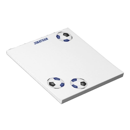 Drie Blauwe Zwarte voetballen Speler Naam Notitieblok (Schuin)