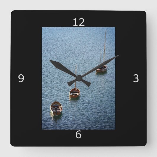 Drie boten op het water vierkante klok (Voorkant)