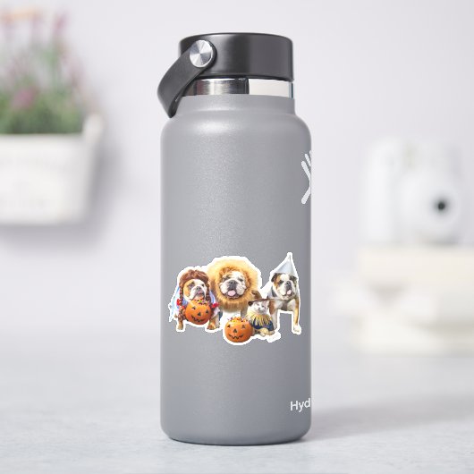 Drie Bulldogs in Verkleedingen Sticker (HydroFlask)