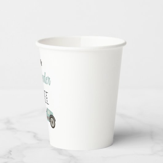 Drie dagen voor de  rassenwagen papieren bekers (Links)