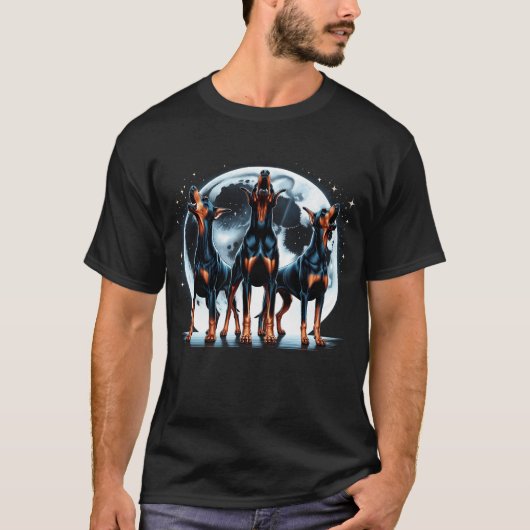 Drie Doberman Pinschers huilen bij de maan T-shirt (Voorkant)