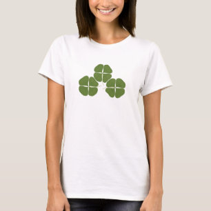 Drie donkergroene schamsteen, op shirten t-shirt