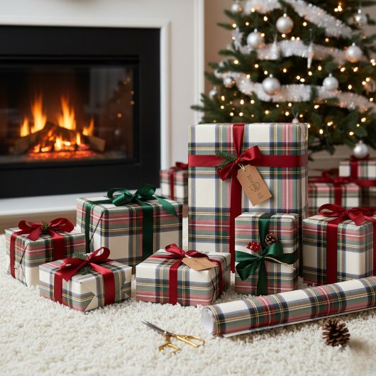 Drie driestuksgewijze papierbladen voor het oppakk inpakpapier vel