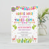 Drie Esta Birthday Uitnodiging (Staand voorkant)