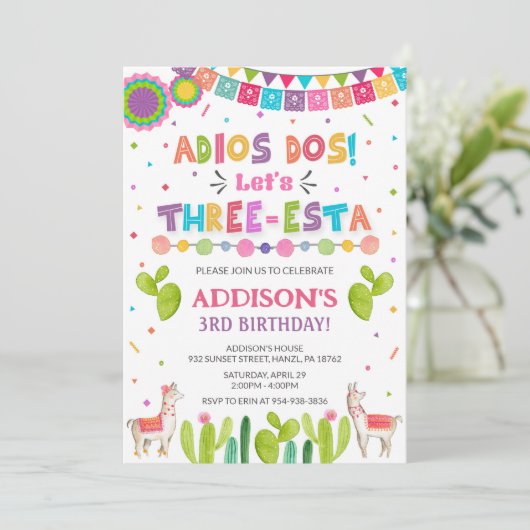 Drie Esta Birthday Uitnodiging (Staand voorkant)