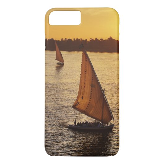 Drie falukas met toeristen op de Nijl bij Case-Mate iPhone Case (Achterkant)