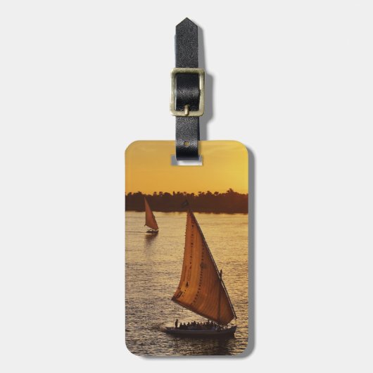 Drie feodka's met bliksem op de Nijlrivier Bagagelabel (Voorkant verticaal)