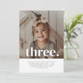 Drie Foto Verjaardagsuitnodiging Kaart (Staand voorkant)
