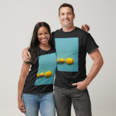 Drie gele engelvis zwemmend naar rechts t-shirt (Unisex)