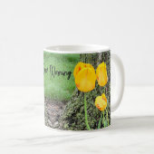 Drie gele tulpen / koffiemok (Voorkant rechts)
