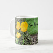 Drie gele tulpen / koffiemok (Voorkant links)