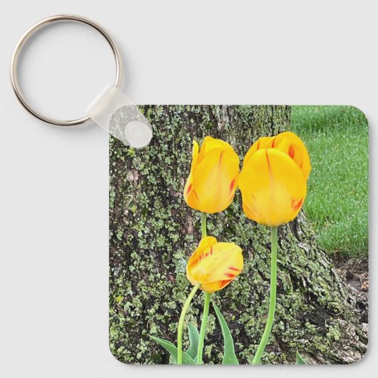 Drie gele tulpen / sleutelhanger (Voorkant)