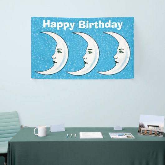 Drie Gelukkige Verjaardag Witte Halve Maan Gezicht Spandoek (Beurs)