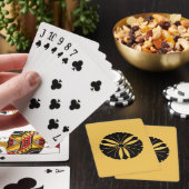 Drie ginkgo bladeren met zwaarden speelkaarten (Insitu)