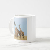 Drie giraffen poseren koffiemok (Voorkant links)