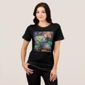 Drie gloeiende lotusbloemen Tri-Blend shirt (Voorkant volledig)