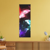 Drie gloeiende vlinders op een nachtachtergrond canvas afdruk (Insitu (Woonkamer))