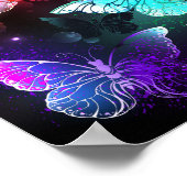 Drie gloeiende vlinders op nachtelijke achtergrond poster (Hoek)