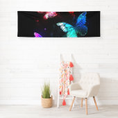 Drie gloeiende vlinders op nachtrustrondergrond spandoek (Insitu)