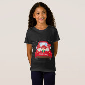 Drie gnomen in Red Truck met vrolijk kerstfeest T-shirt (Voorkant volledig)