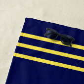 Drie Gold Stripes voor bemanningsleden - Naam toev Strandlaken (In situ)