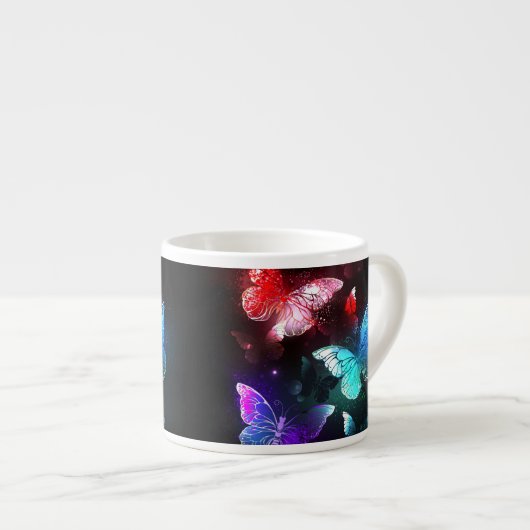 Drie golvende Butterflies op nachtachtergrond Espresso Kop (Voorkant rechts)