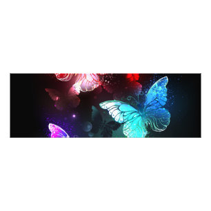 Drie golvende Butterflies op nachtachtergrond Foto Afdruk