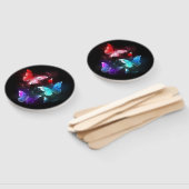 Drie golvende Butterflies op nachtachtergrond Handwaaier (Niet-gemonteerd)