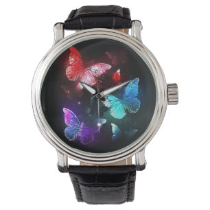 Drie golvende Butterflies op nachtachtergrond Horloge
