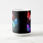 Drie golvende Butterflies op nachtachtergrond Koffiemok (Center)