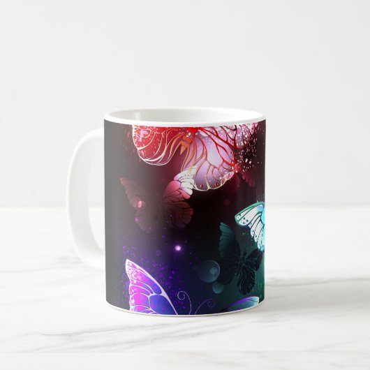 Drie golvende Butterflies op nachtachtergrond Koffiemok (Voorkant links)