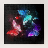 Drie golvende Butterflies op nachtachtergrond Legpuzzel (Verticaal)