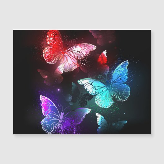Drie golvende Butterflies op nachtachtergrond Magnetische Uitnodiging (Voorkant)