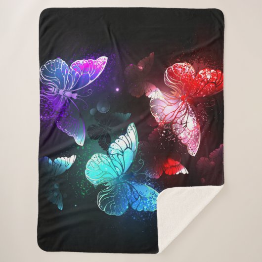 Drie golvende Butterflies op nachtachtergrond Sherpa Deken (Voorkant)