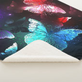 Drie golvende Butterflies op nachtachtergrond Sherpa Deken (3/4)