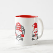 Drie grappige kabouters | Kerst Feestdagen feestel Tweekleurige Koffiemok (Voorkant rechts)
