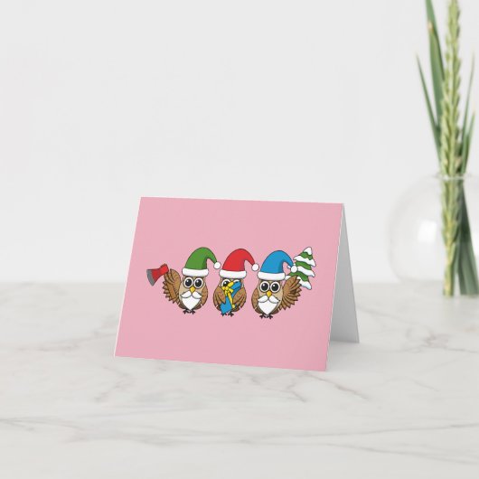 Drie grappige kerstgnome-uilen kaart (Voorkant)