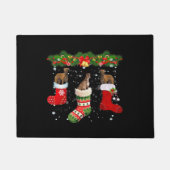 Drie Greyhound Dog in Sock-kerstkerstkerstkerstker Deurmat (Voorkant)