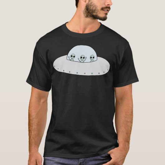 Drie grijzen in een ufo t-shirt (Voorkant)