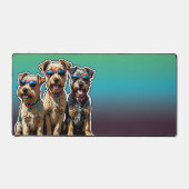 Drie honden met zonnebril Desk Mat (Voorkant)